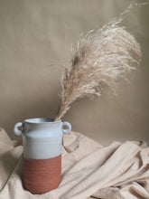 Load image into Gallery viewer, Loop Vase